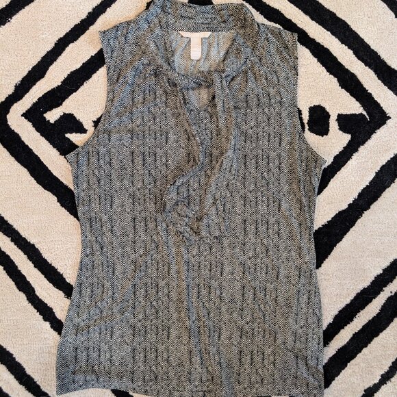 Banana Republic Size M Sleeveless tie front blouse officechic girlhoodcore - Picture 2 of 5